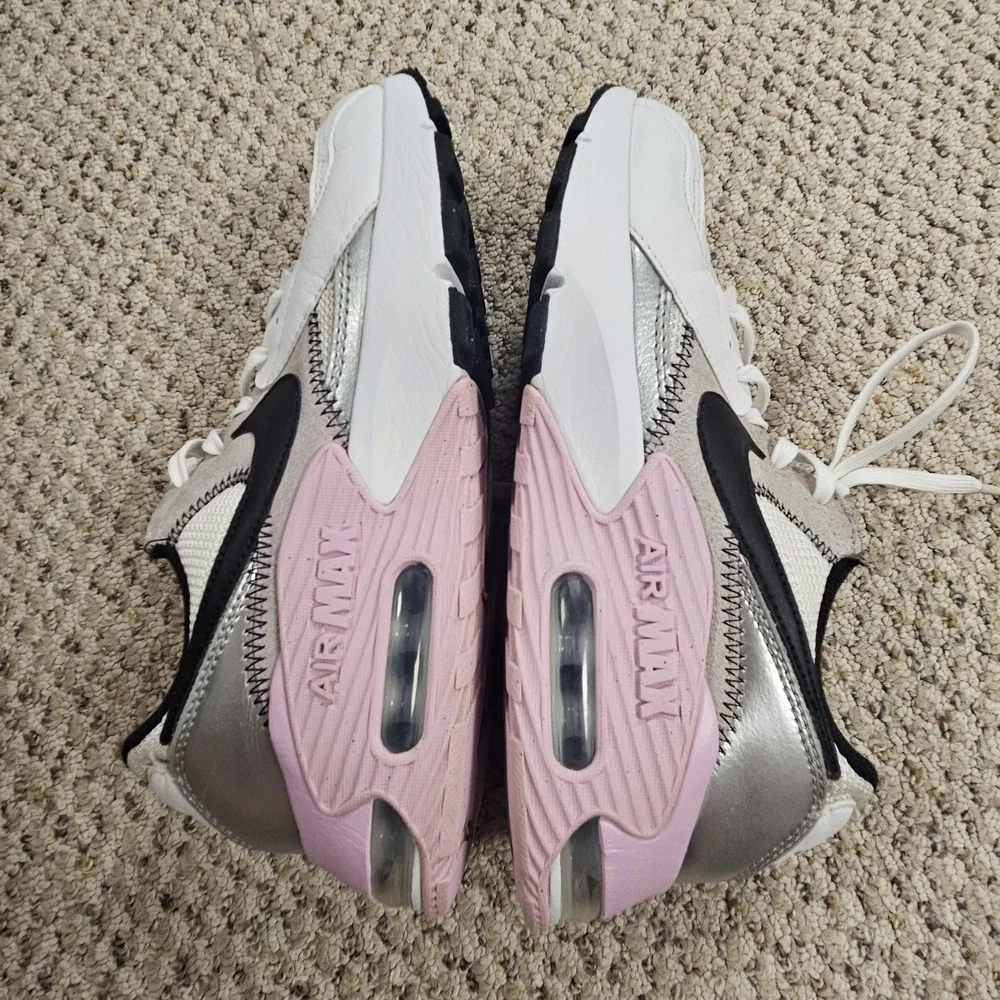Nike Air Max Excee Women's 8 Athletic Sneakers Low Top White Gray Pink Shoes